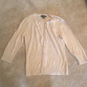 Express cream sweater. 3/4 length sleeve. L